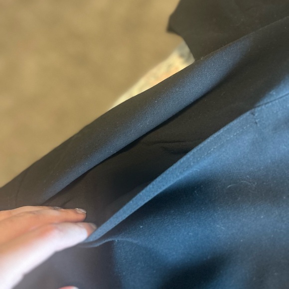 Blazer - Picture 4 of 5